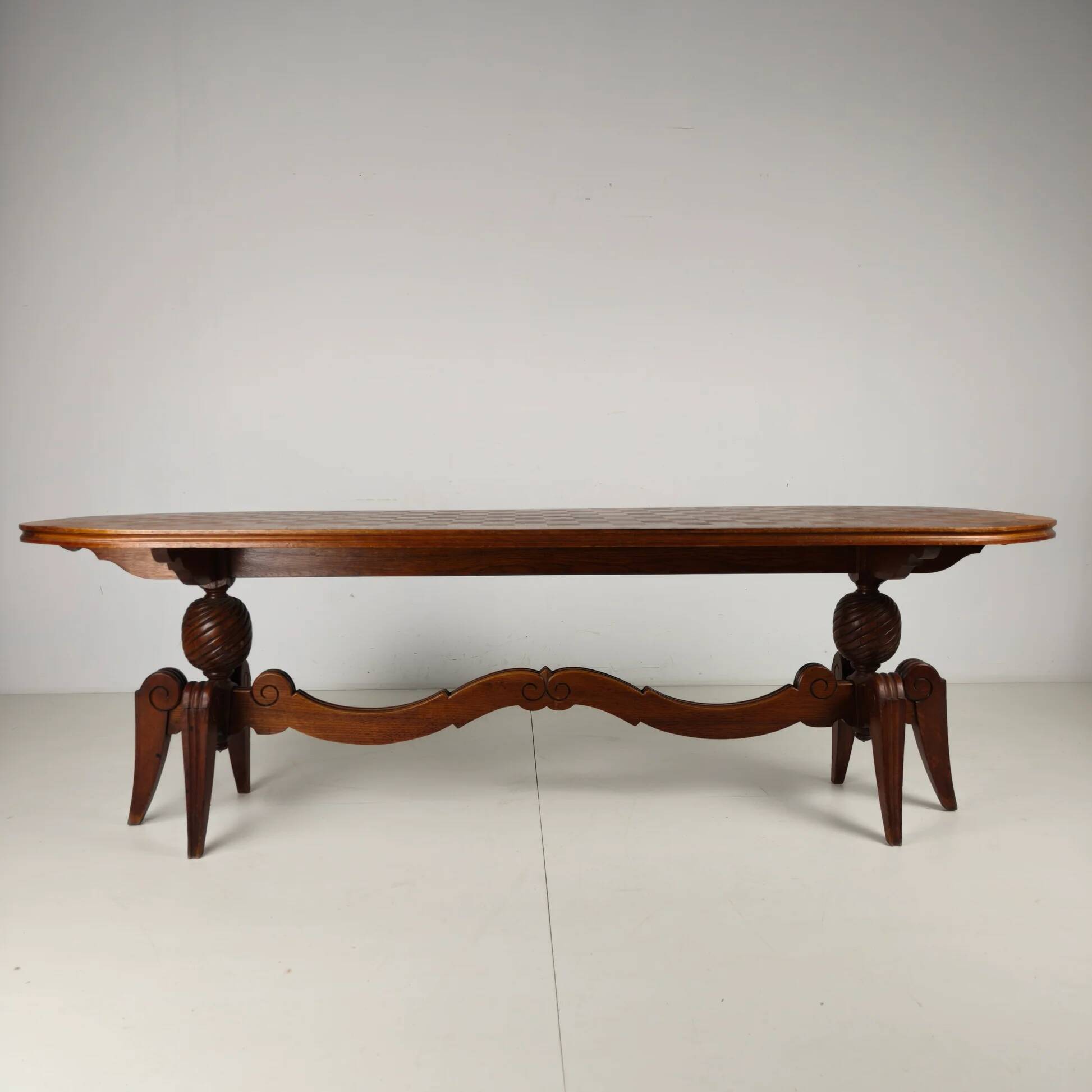 1920s Belgian Art Deco oak parquetry dining table