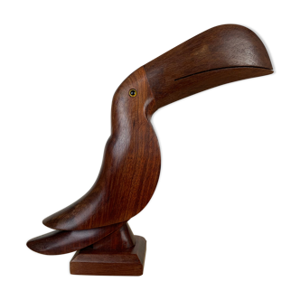 Letter door toucan Scandinavian wood sculpture