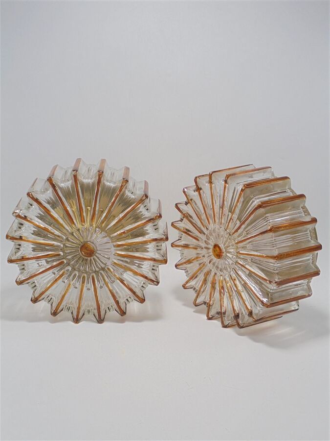 Pair of ceiling lamps