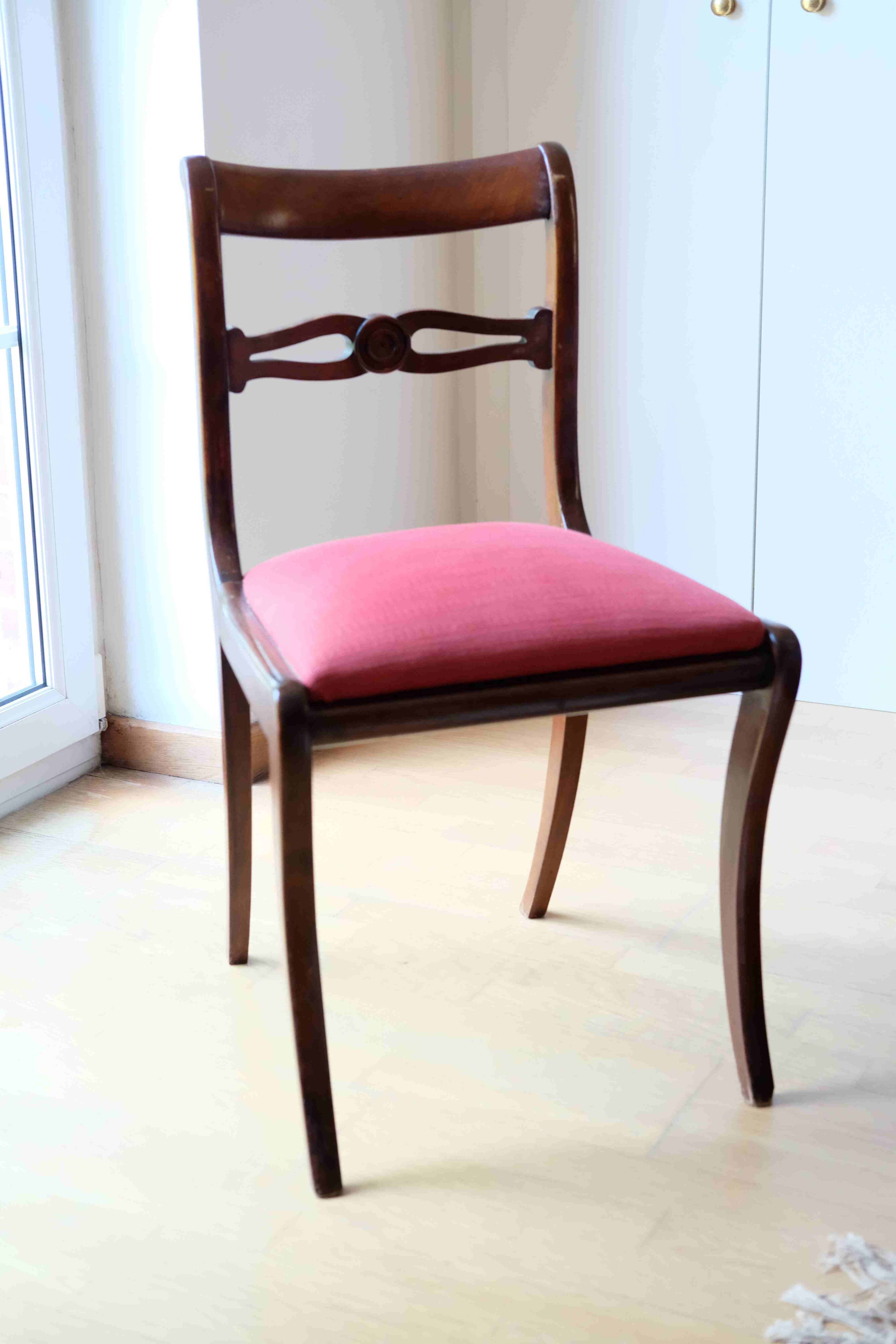 Antique wooden chair – Openwork backrest and pink-red seat