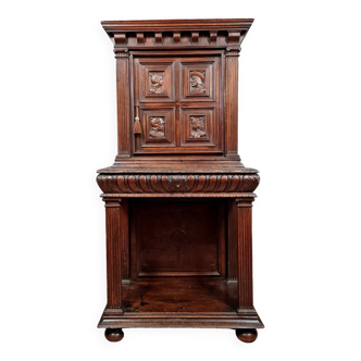 Renaissance style dresser cabinet in solid walnut circa 1700