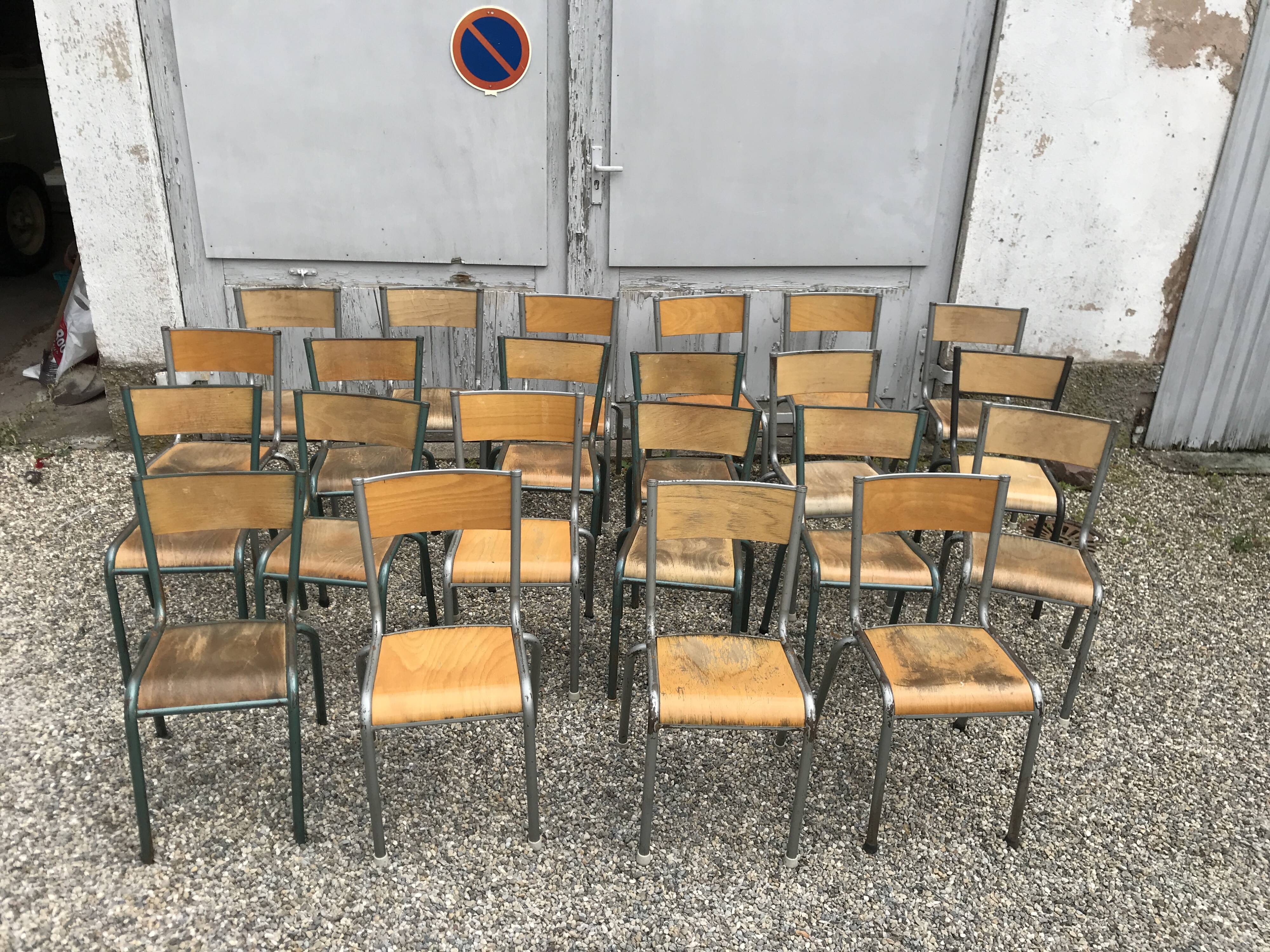 22 former vintage school chairs