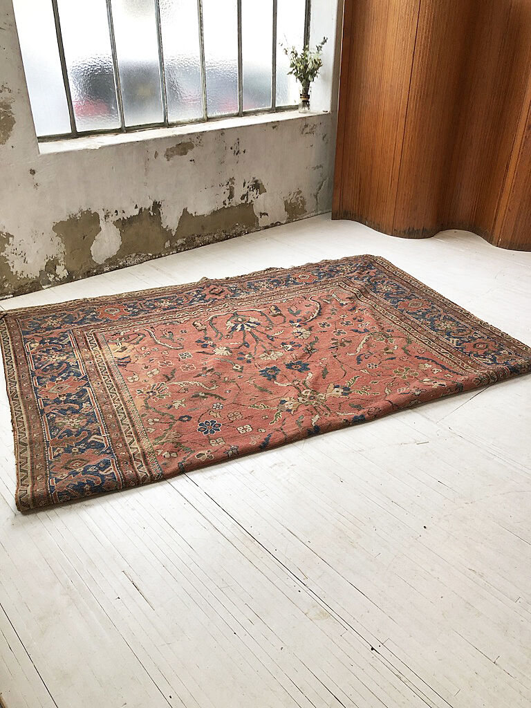 Persian XXL carpet early 20th century 260x351cm