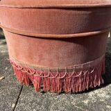 Buttoned boudoir armchair, dressing table, vintage in pink velvet.