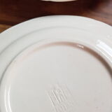 Assiettes en porcelaine
