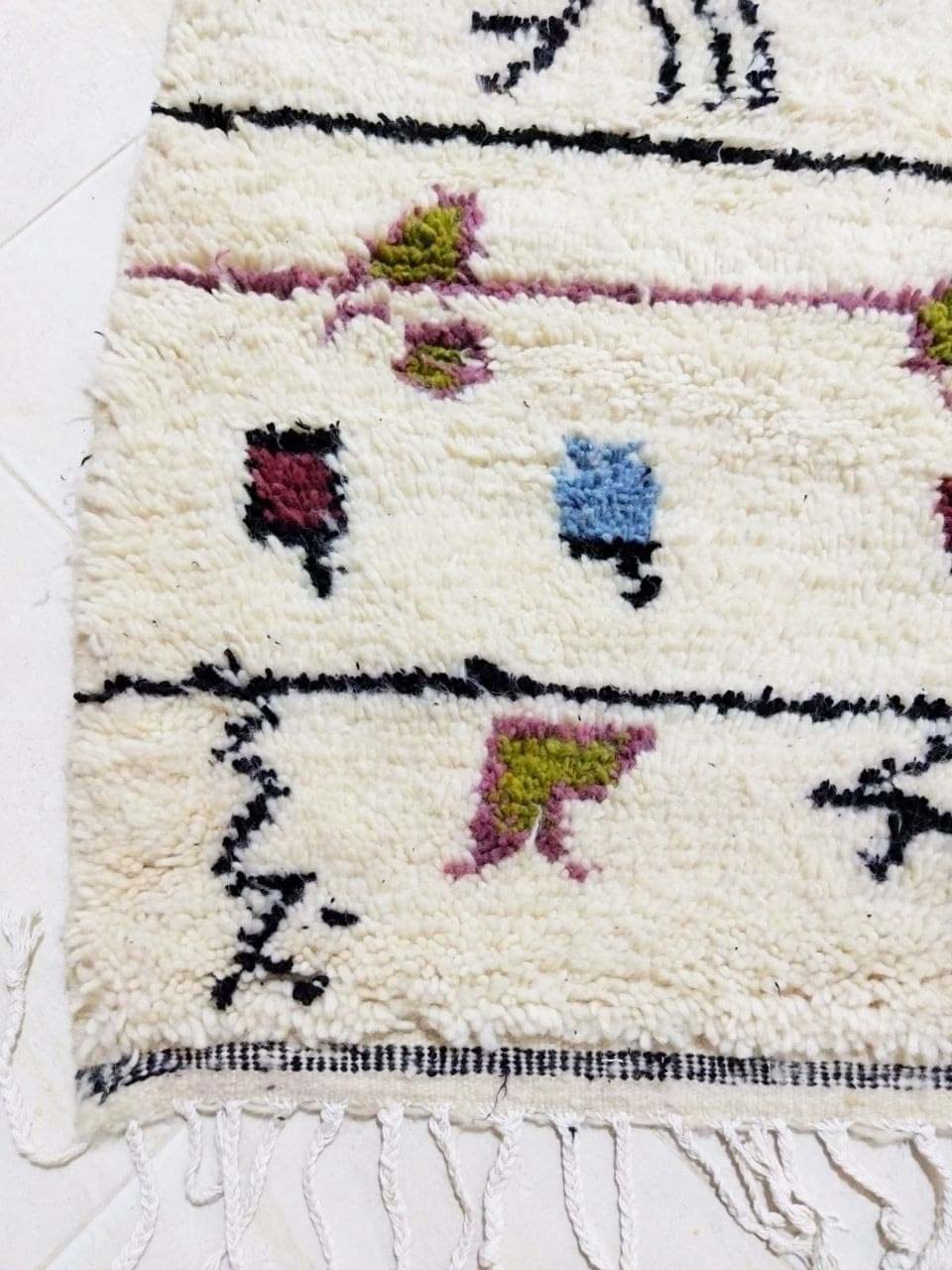 Moroccan berber carpet 270x160cm