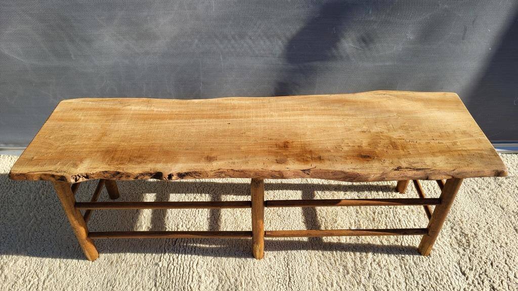 Farmhouse bench-table with a natural feel