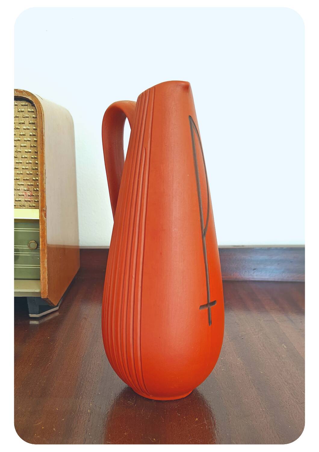 Carafe en terre cuite des années 1970