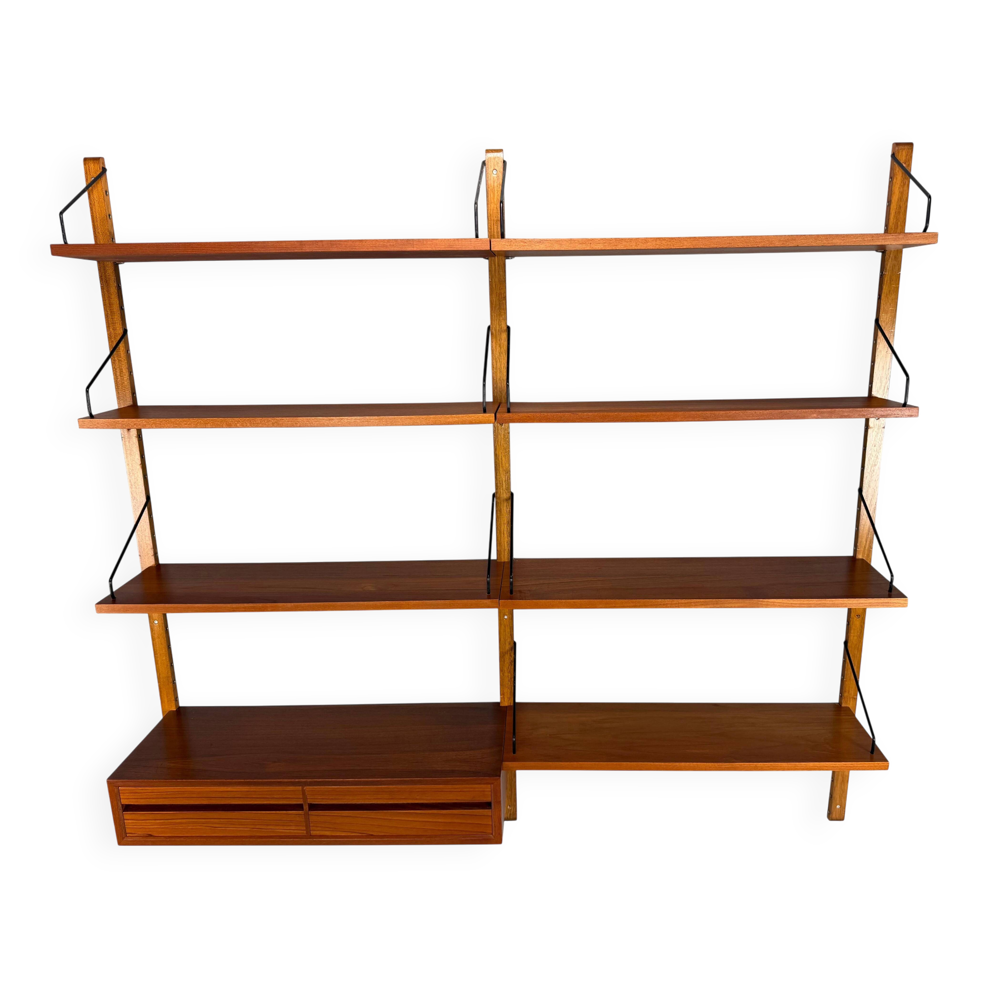 Poul Cadovius mid-century modern modular teak wall unit shelving for Cado, 1960