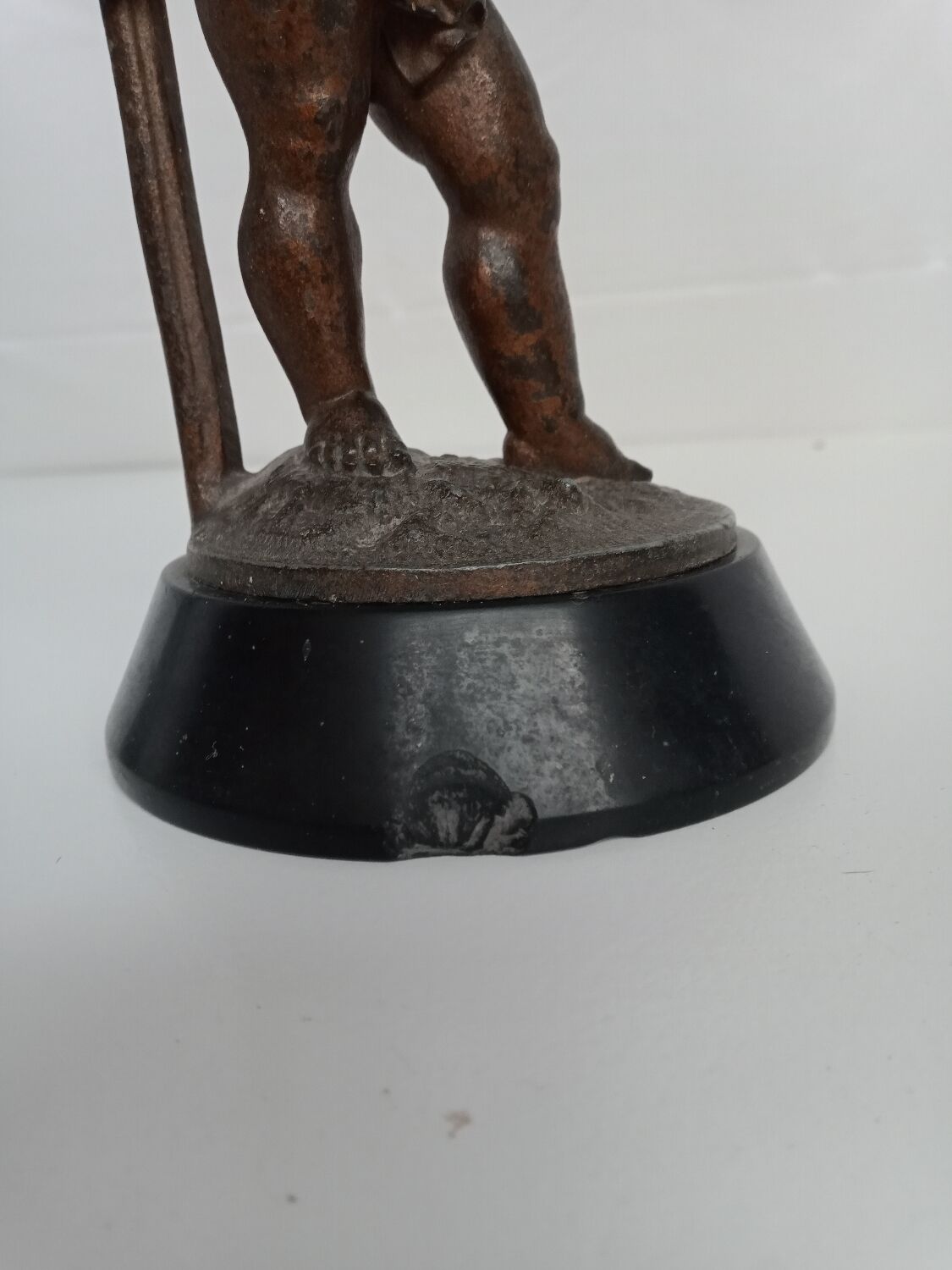 Bougeoirs putti musicians