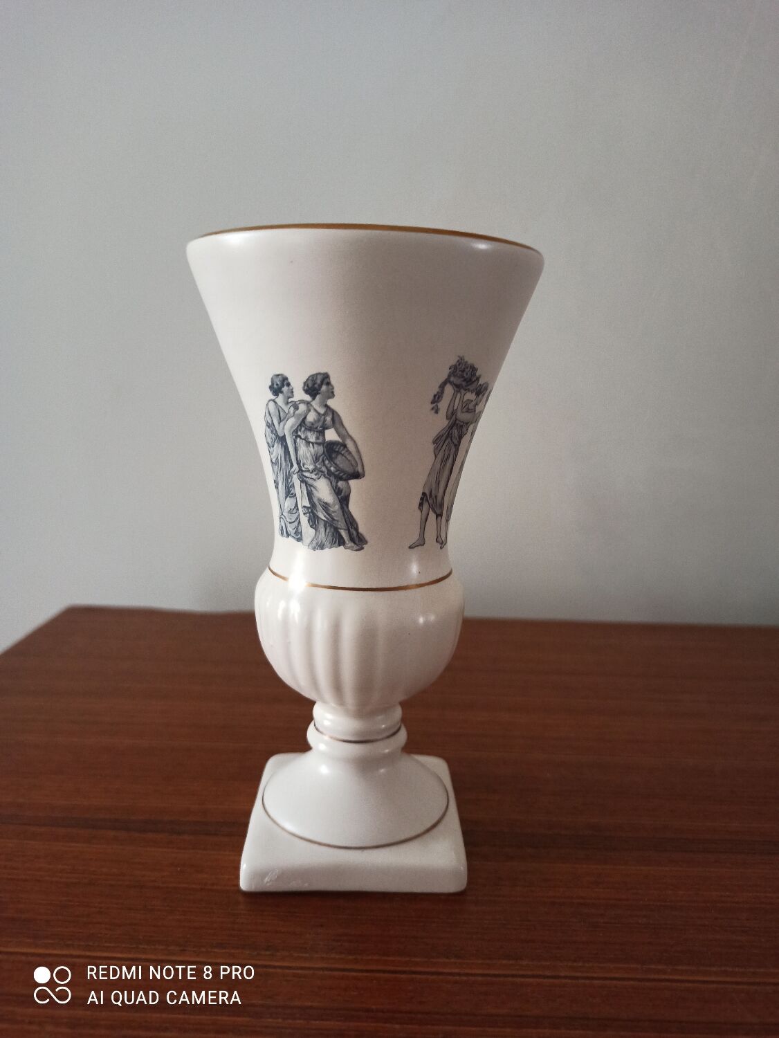 Flora Gouda ceramic vase