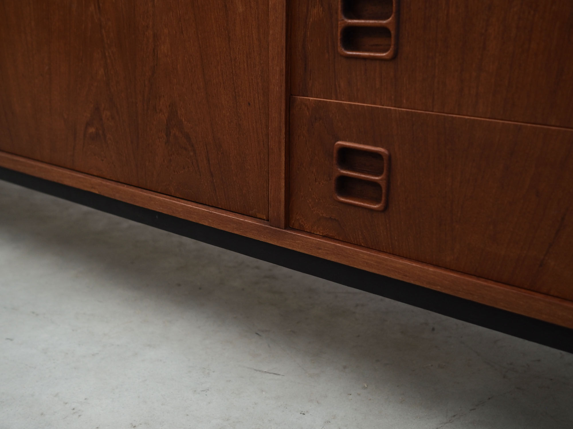 Teak Sideboard, Danish design, 60's, production: Denmark