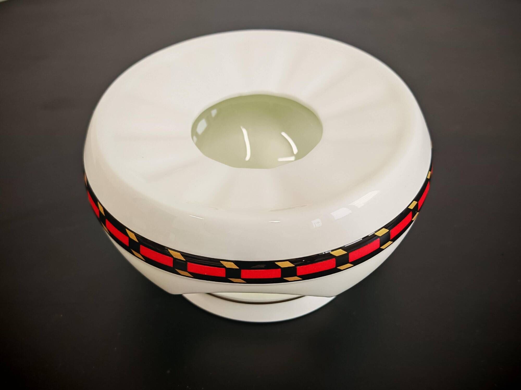 Fine porcelain tea service by Paloma Picasso for Villeroy & Boch.