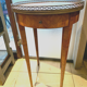 Louis XVI style pedestal table in pink wood marquetry XX century