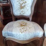 Paire de chaises style Louis XV