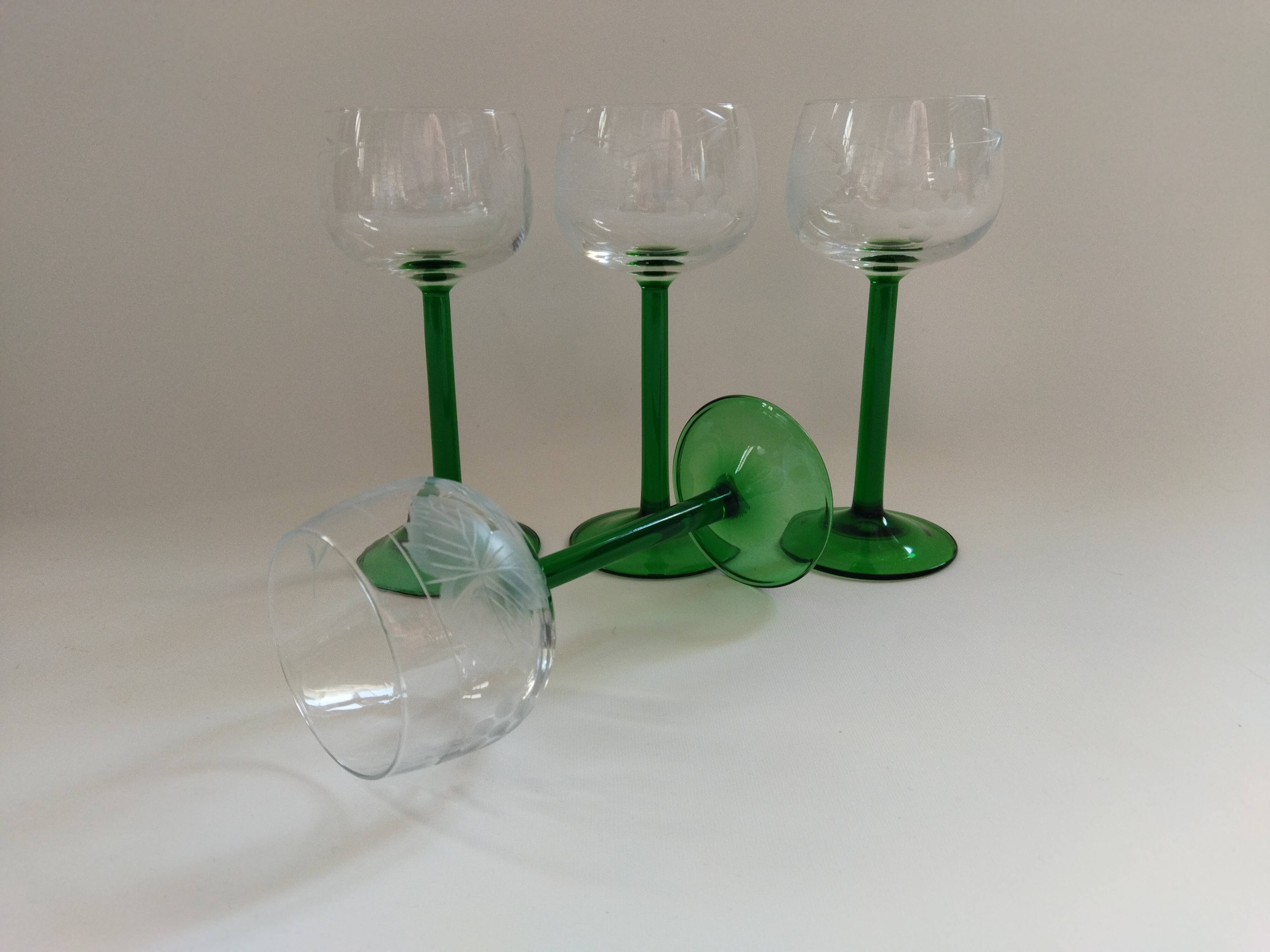 Verres à vin d'Alsace gravés
