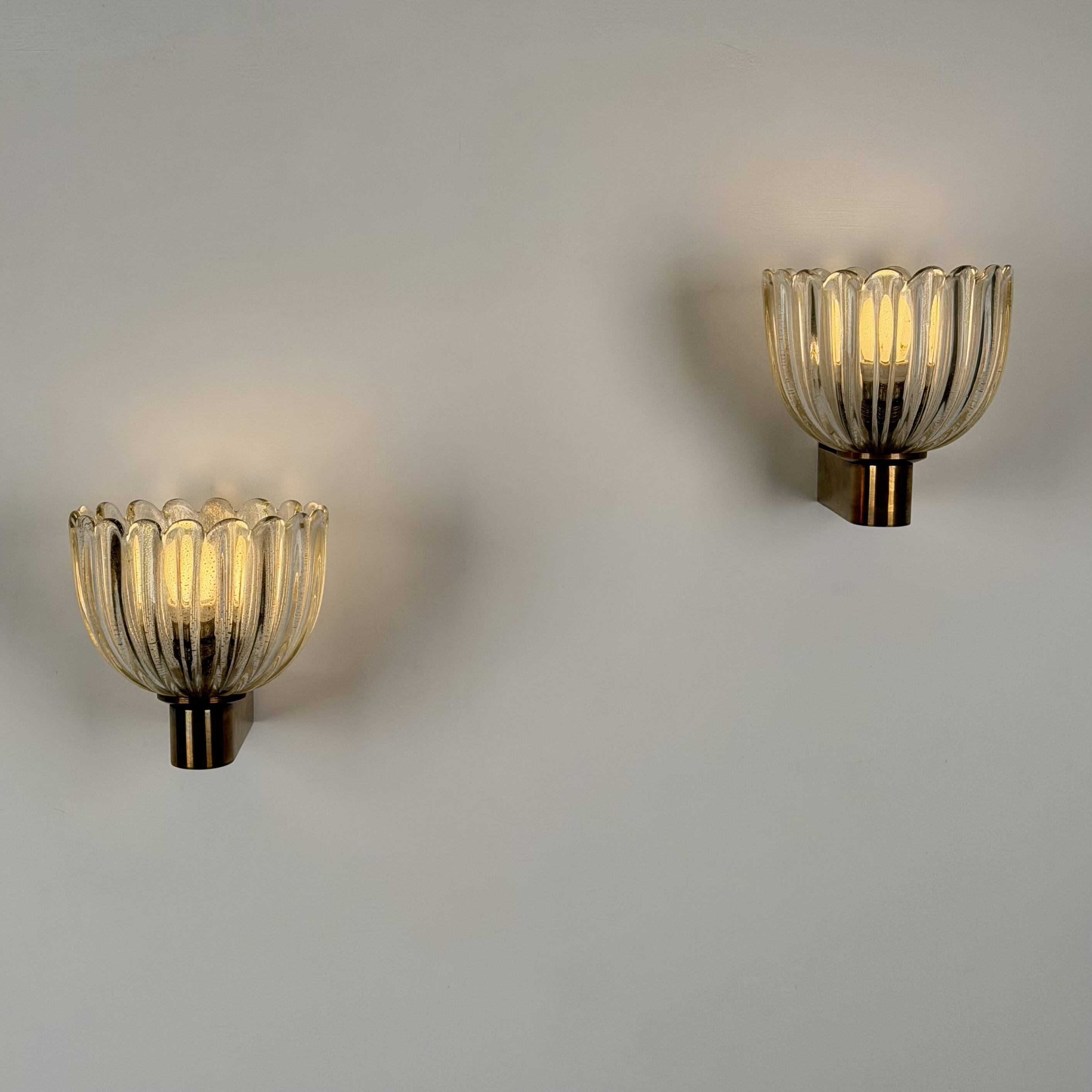 Pair of Murano glass wall sconces by E. Barovier, Italy 1940