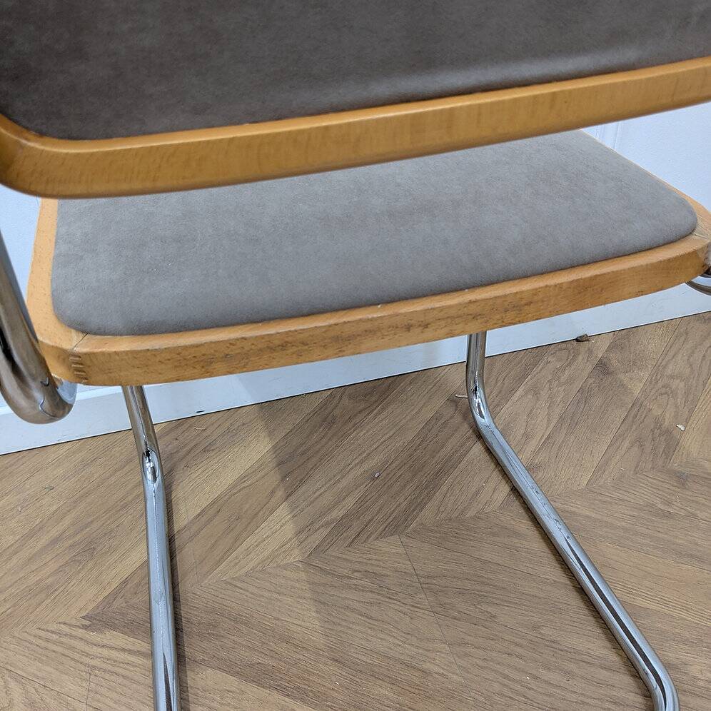 B32 chair by Marcel Breuer in fabric