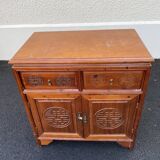 Buffet down chinese décor