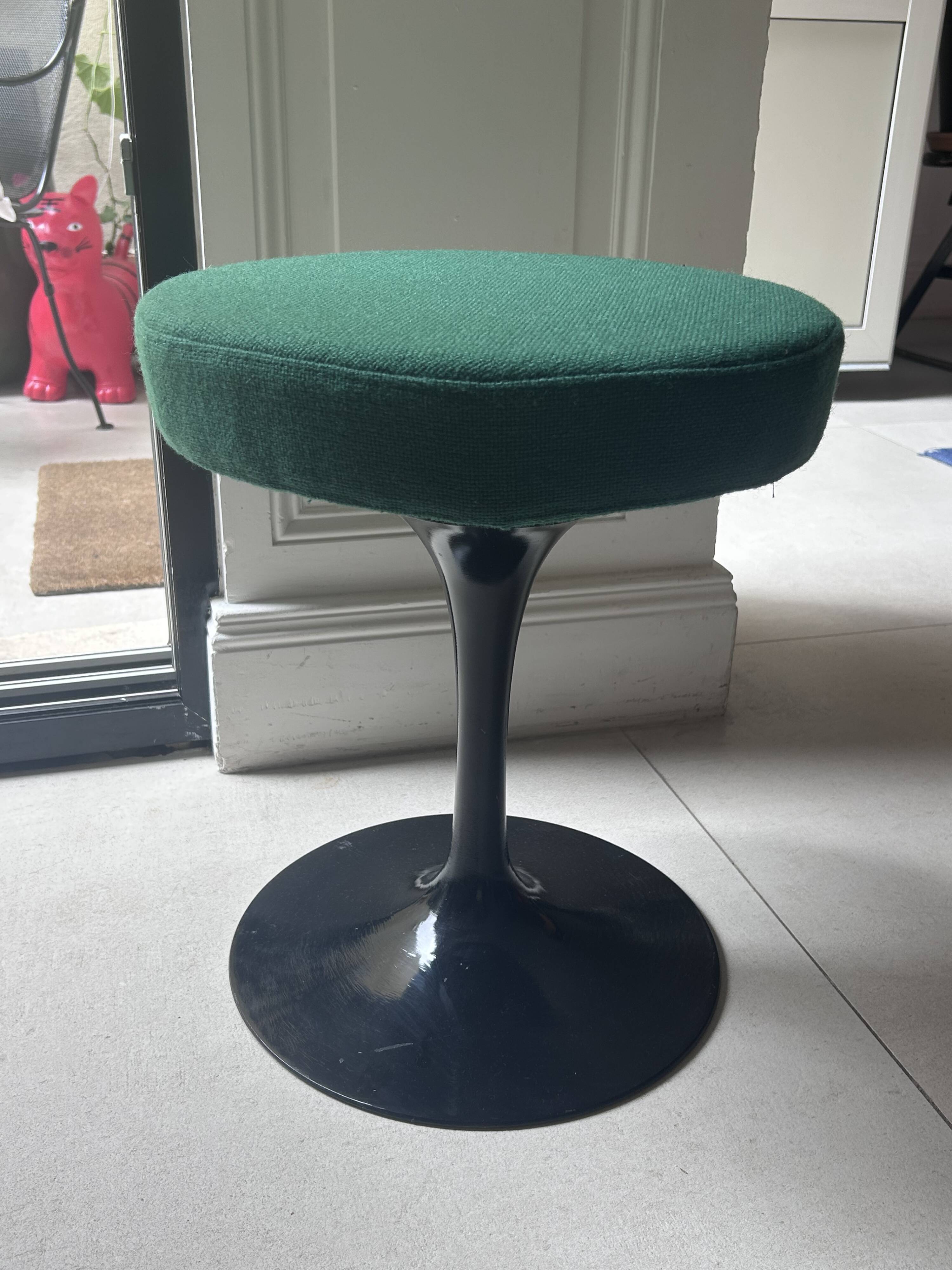 Tabouret tulipe Eero Saarinen pour Knoll International