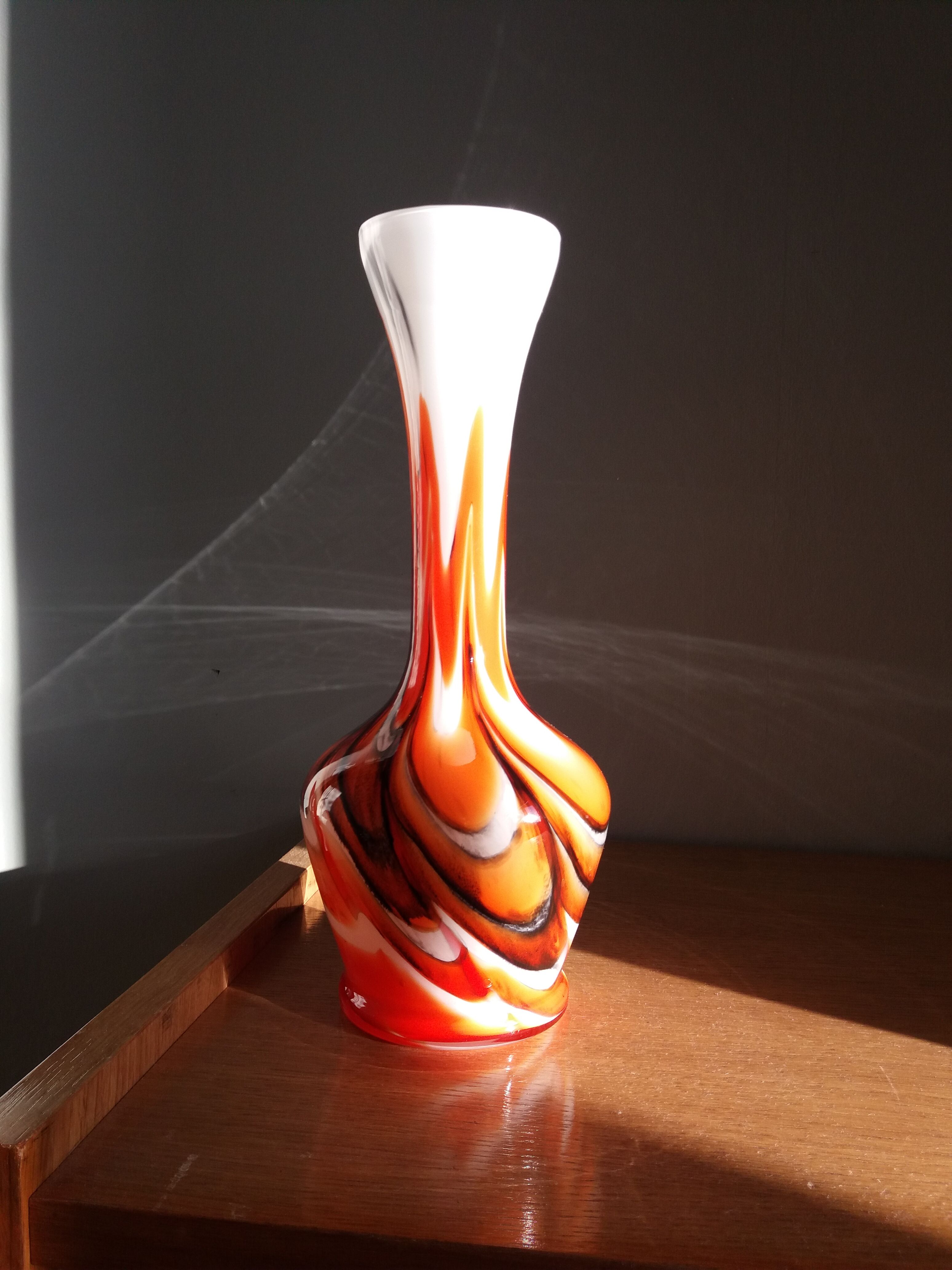 Vetreria Barbieri vase from Empoli in Italy in opaline glass from Florence