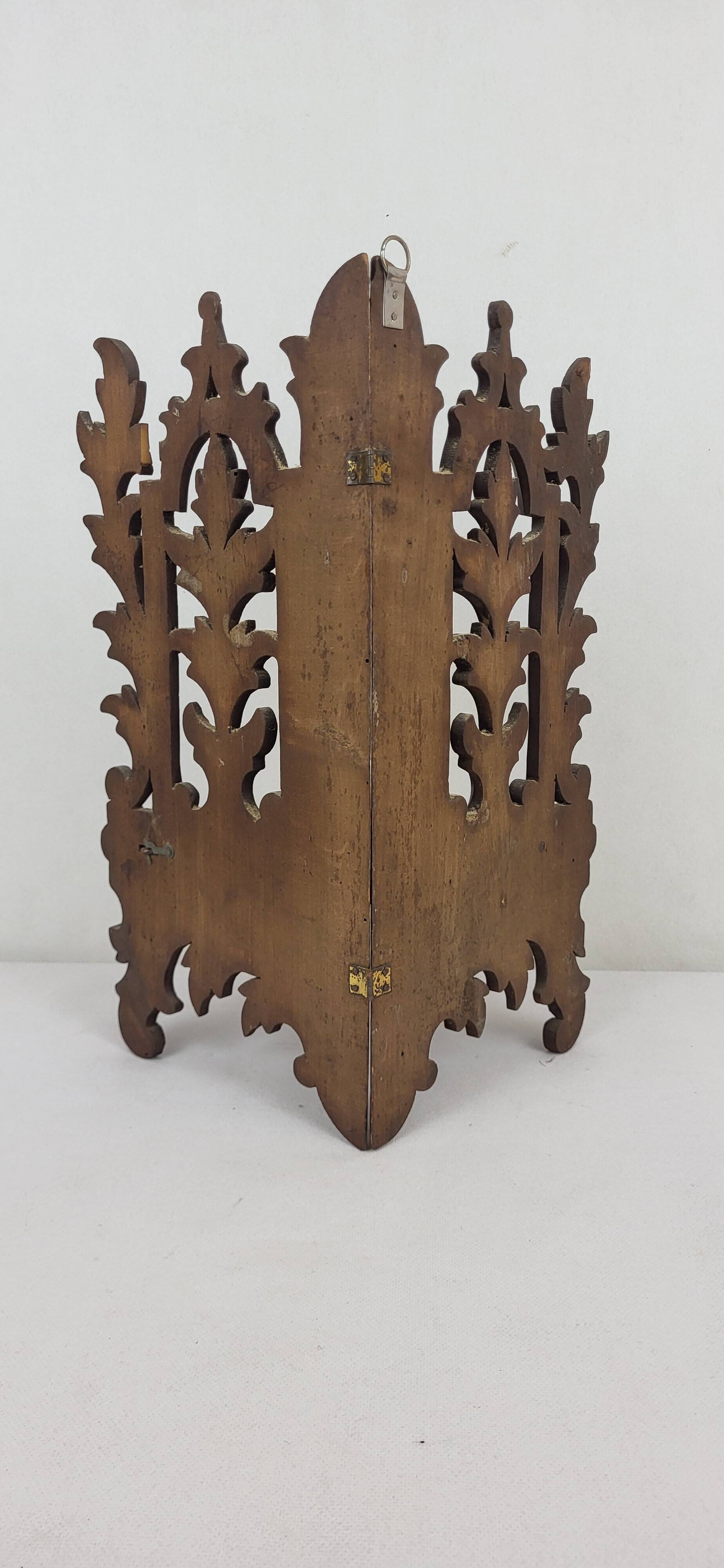 Carved wooden corner shelf