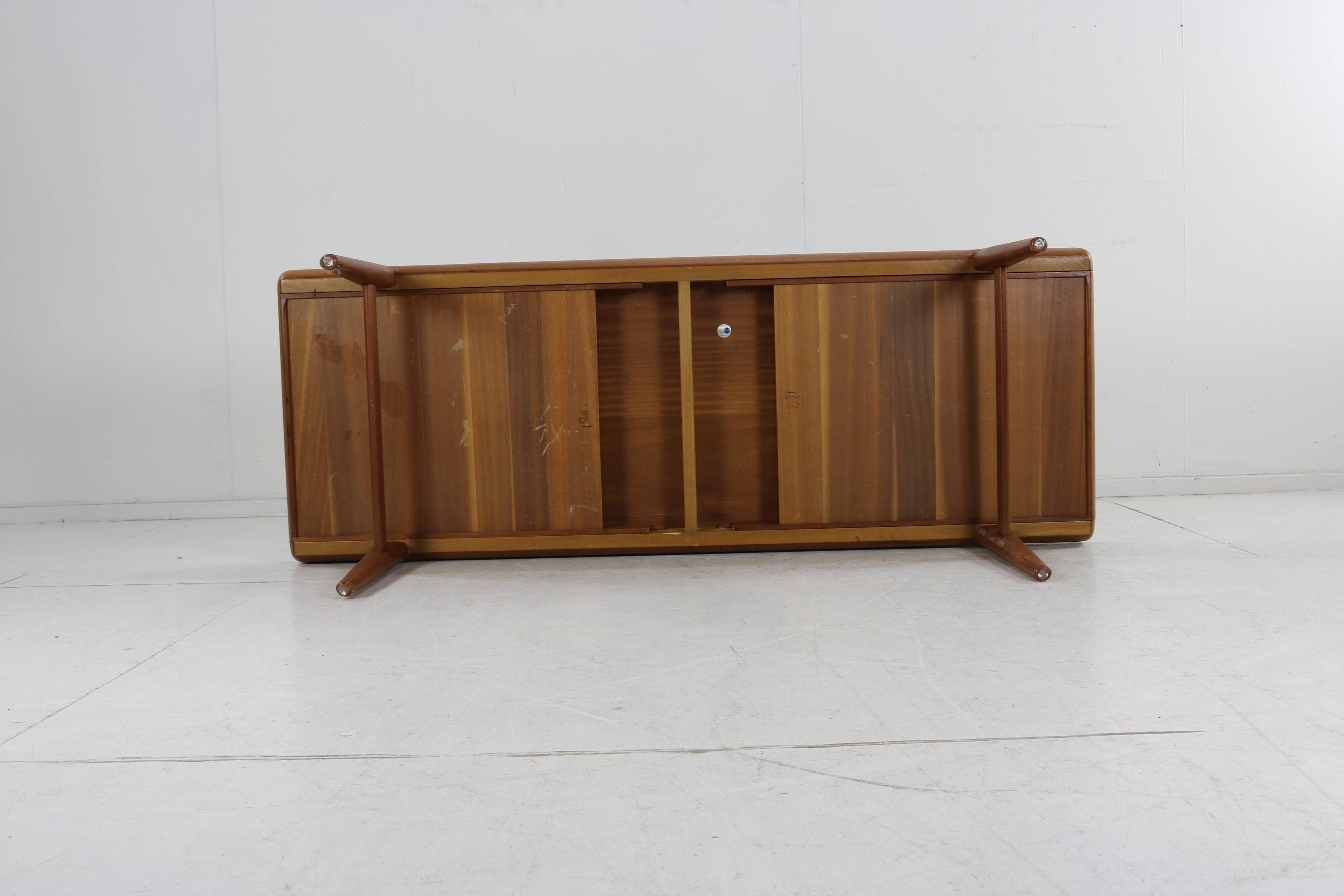 Danish design coffee table by Johannes Andersen for Silkeborg