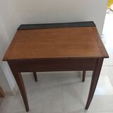 School desk desk