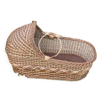 Rattan cradle basket