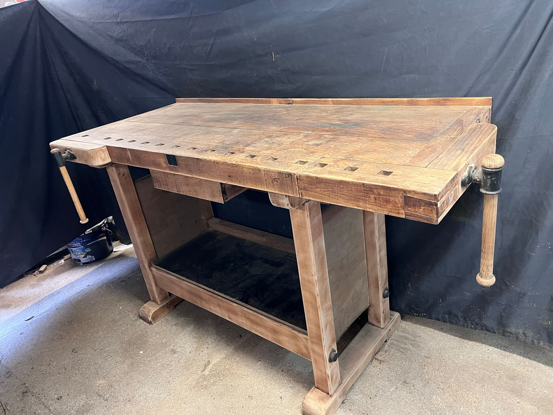 Cabinetmaker's workbench