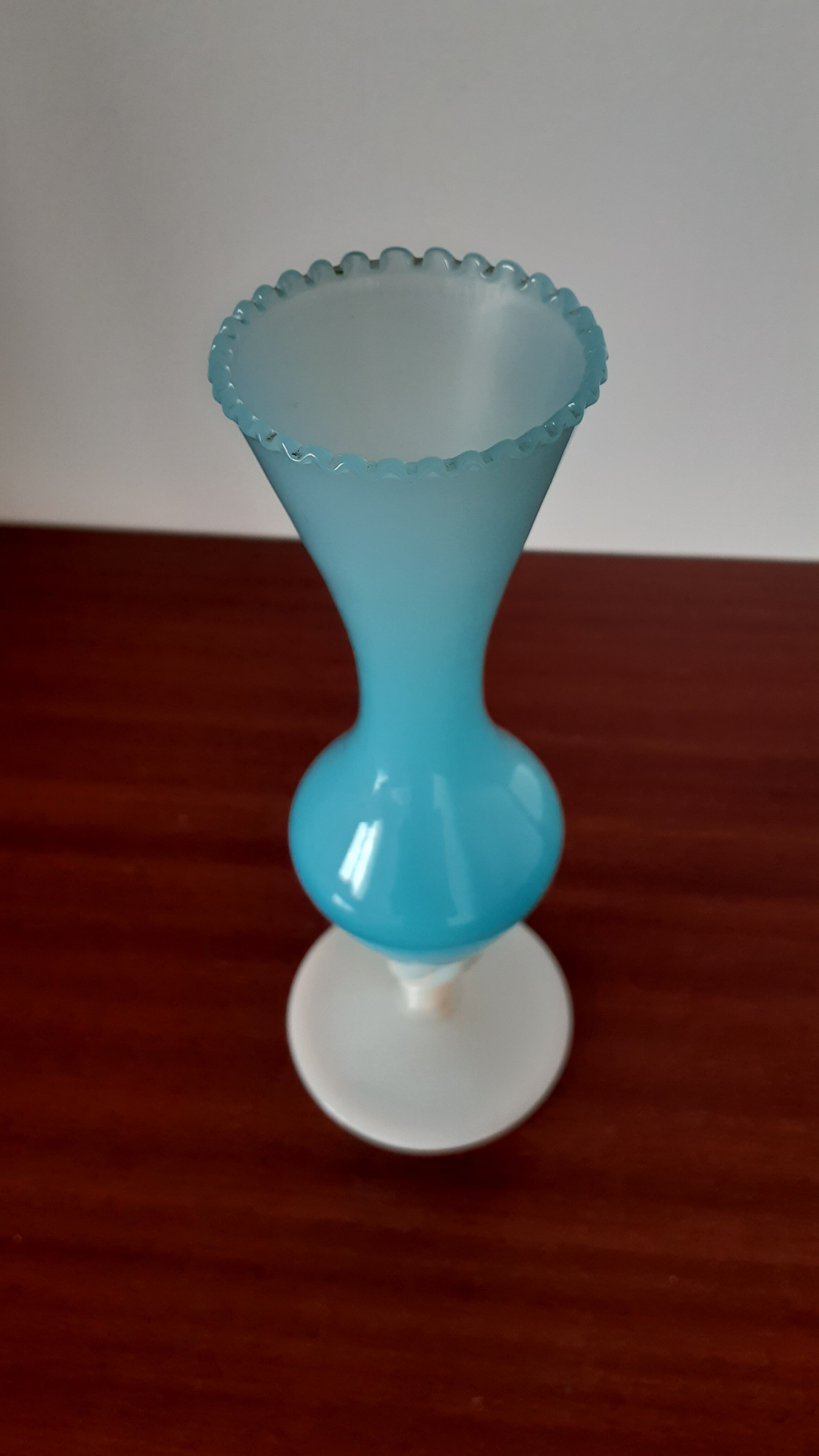 Italian blue soliflore