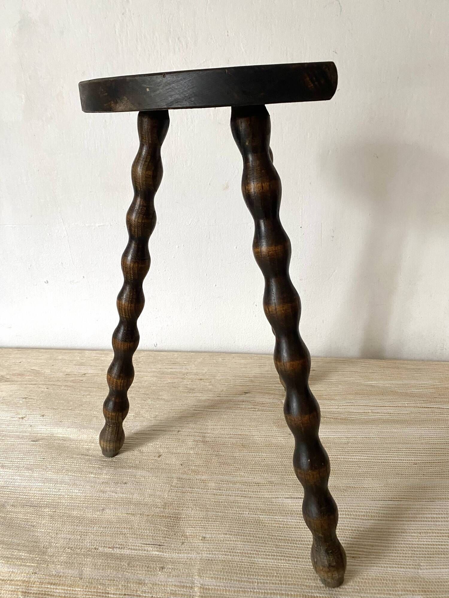 Tabouret Tripode demi cercle 55 cm