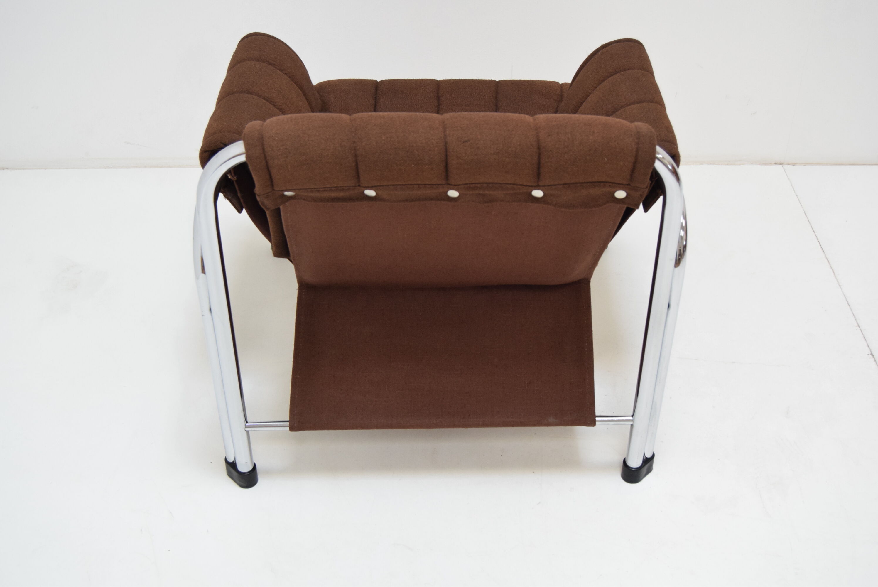 Fauteuil chromé du milieu du siècle par Viliam Chlebo pour Kodreta Myjava, années 1980.