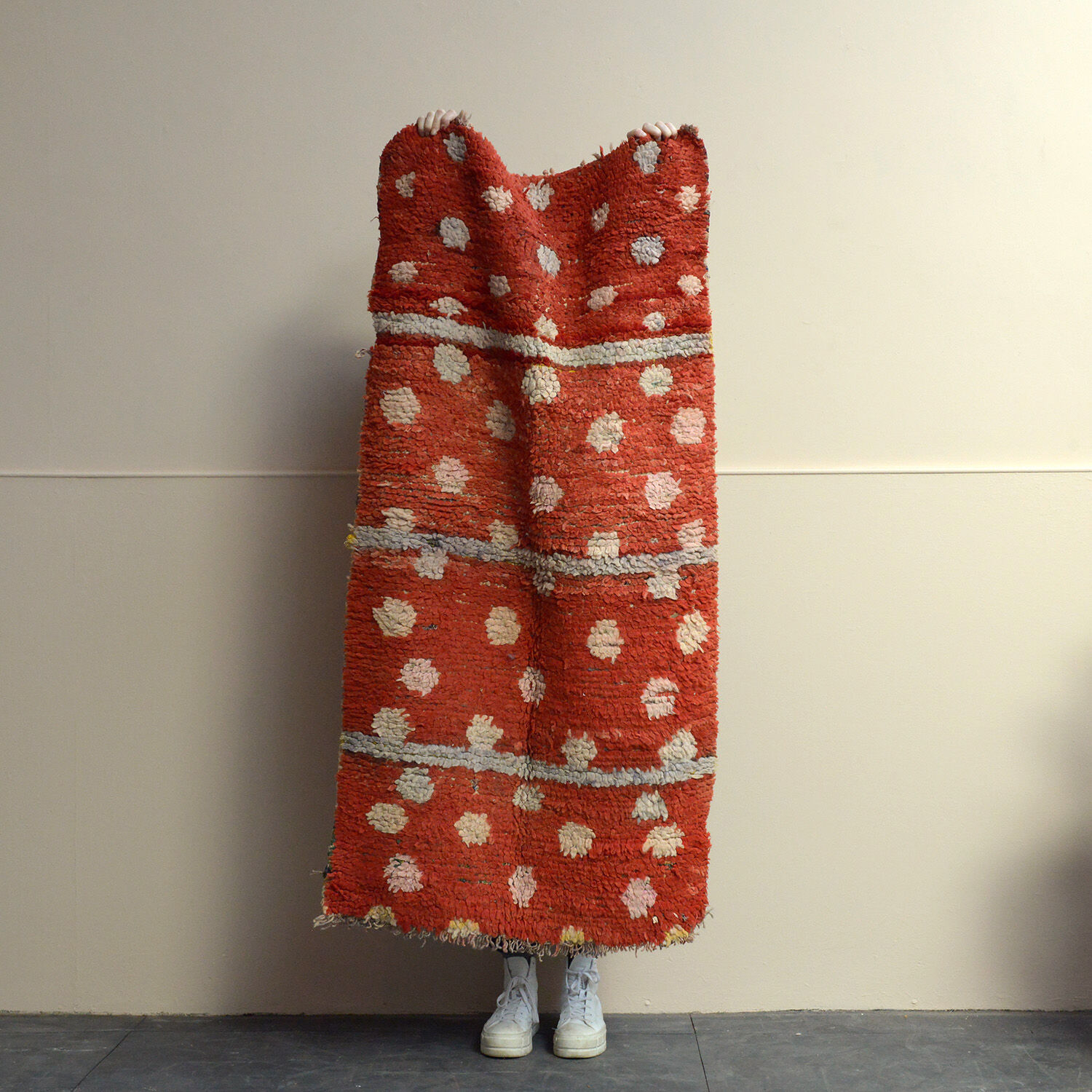 Dotty vintage moroccan boujad rug original pink pastel toned berber