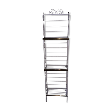 Baker's shelf