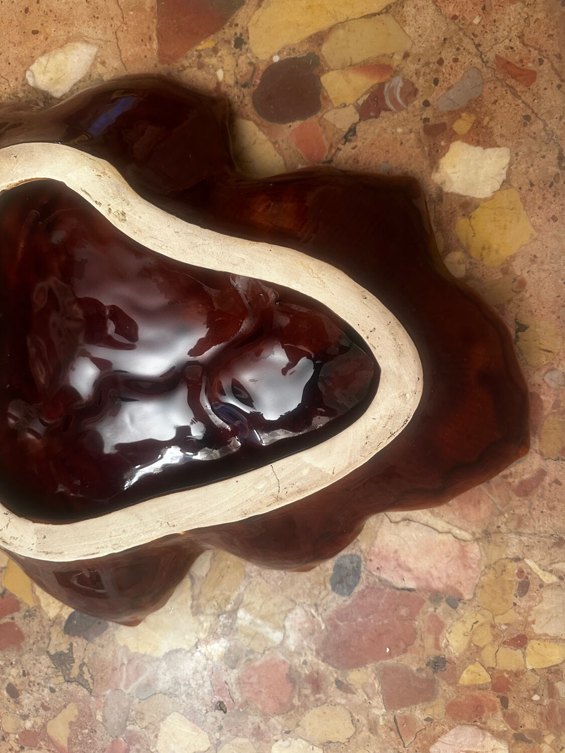 Vintage leaf-shaped earthenware centerpiece/trinket tray