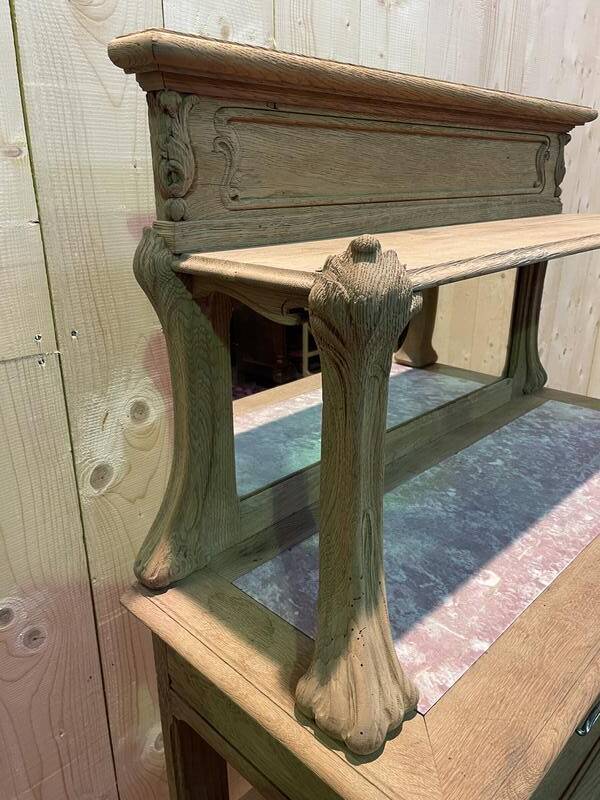 Buffet bas époque Art nouveau en chêne