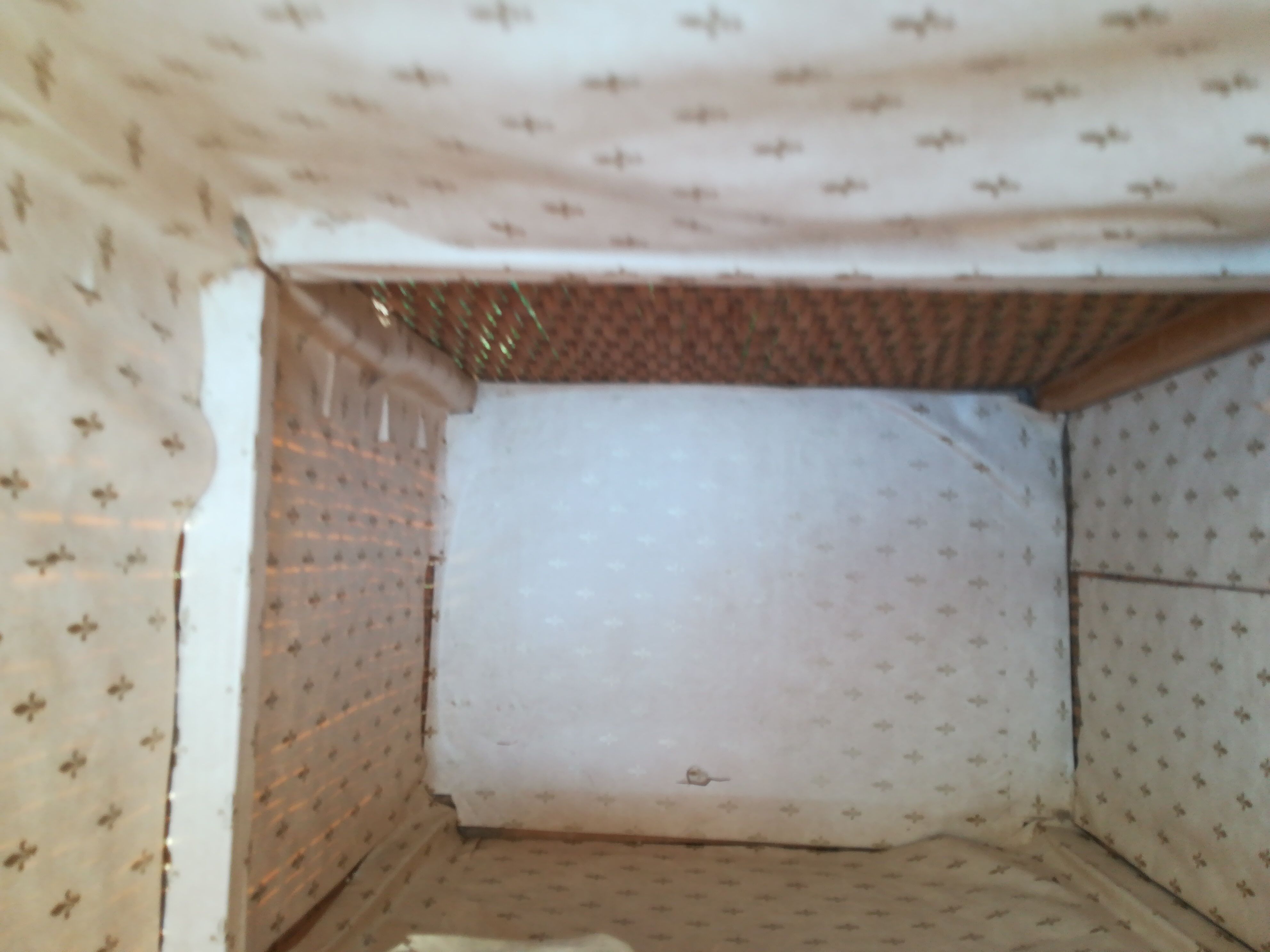 Wicker storage basket