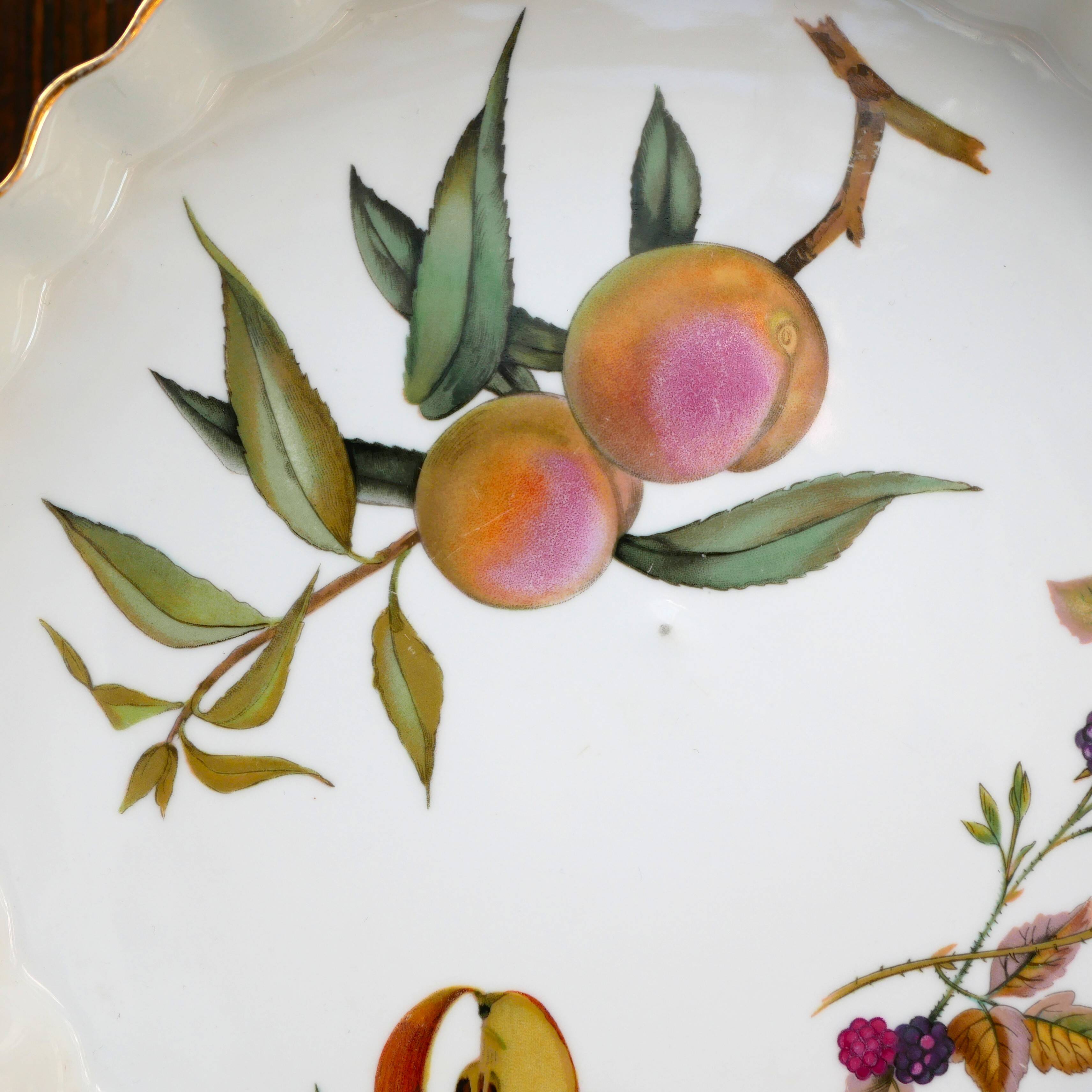 Royal Worcester Evesham Gold pie dish