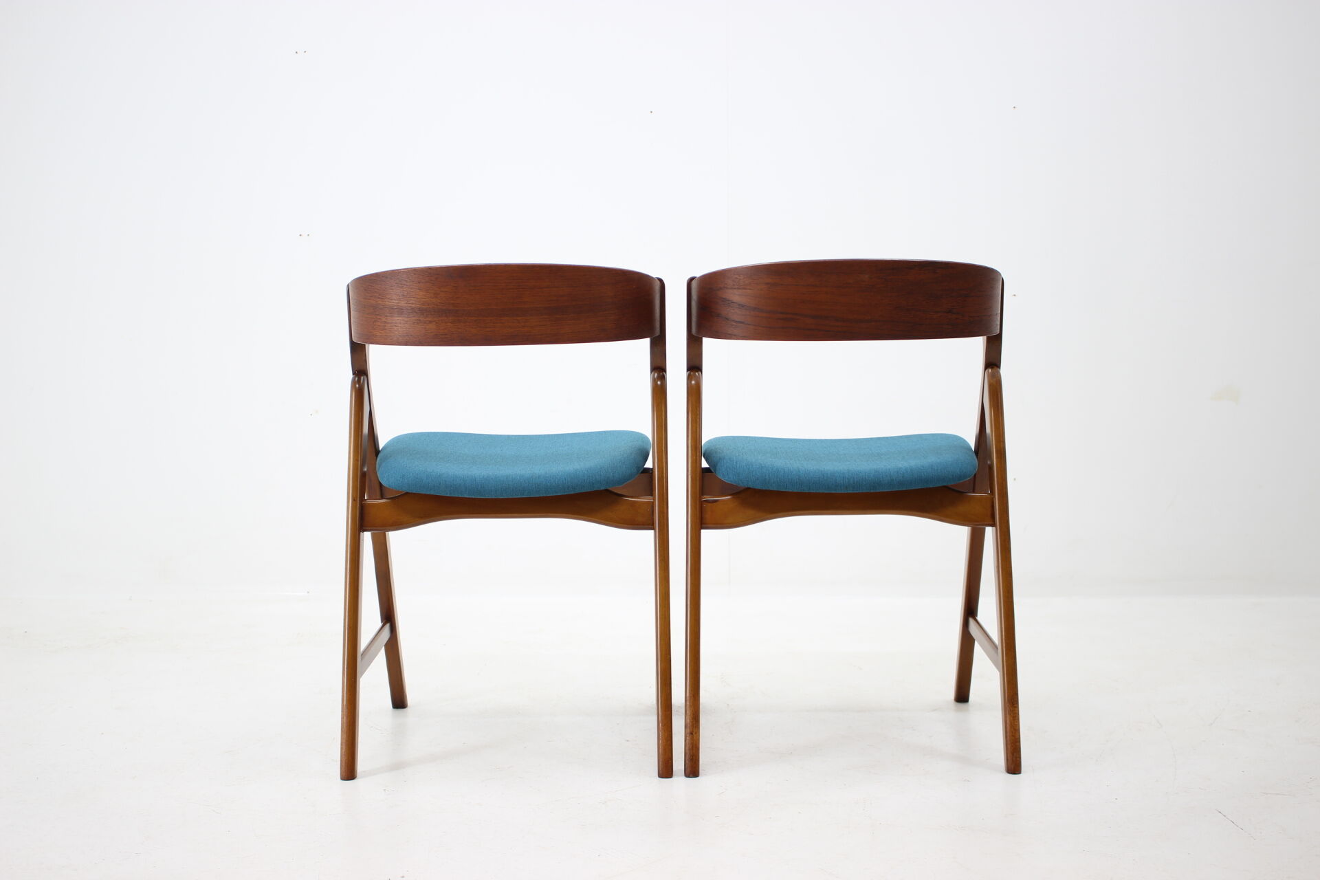 1960s Dining chairs by Henning Kjaernulf for Boltinge Støle Møbelfabrik, set of 4