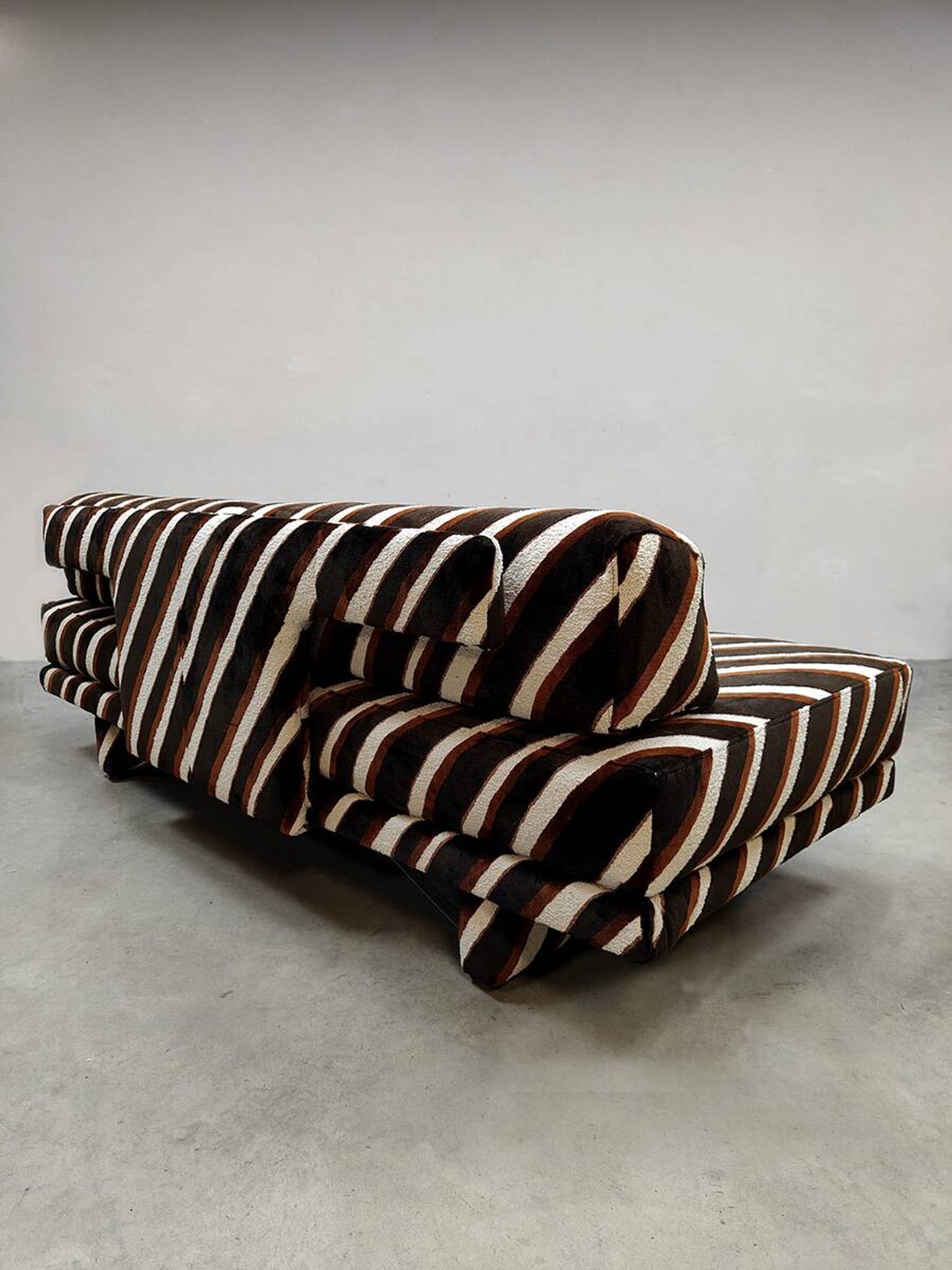 Rare vintage De Sede DS-80 sofa daybed 'stripes'
