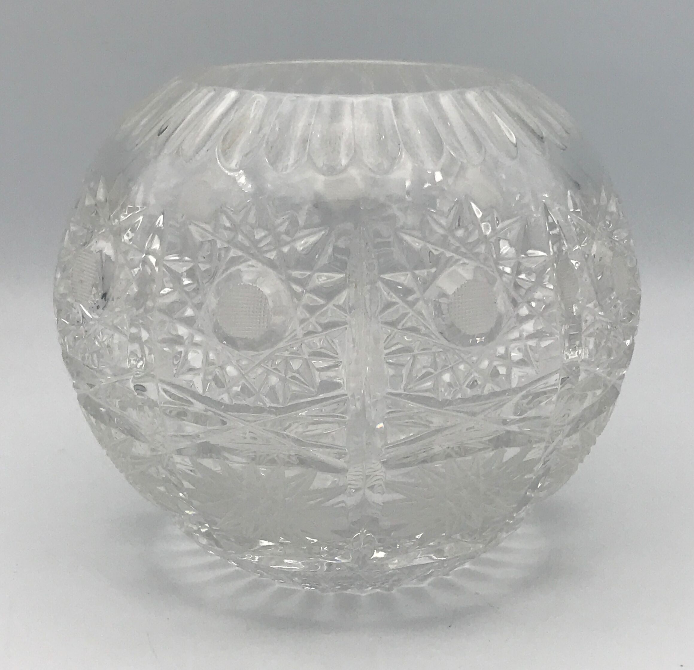Vase crystal ball schonborner bleikristall germany floral motifs