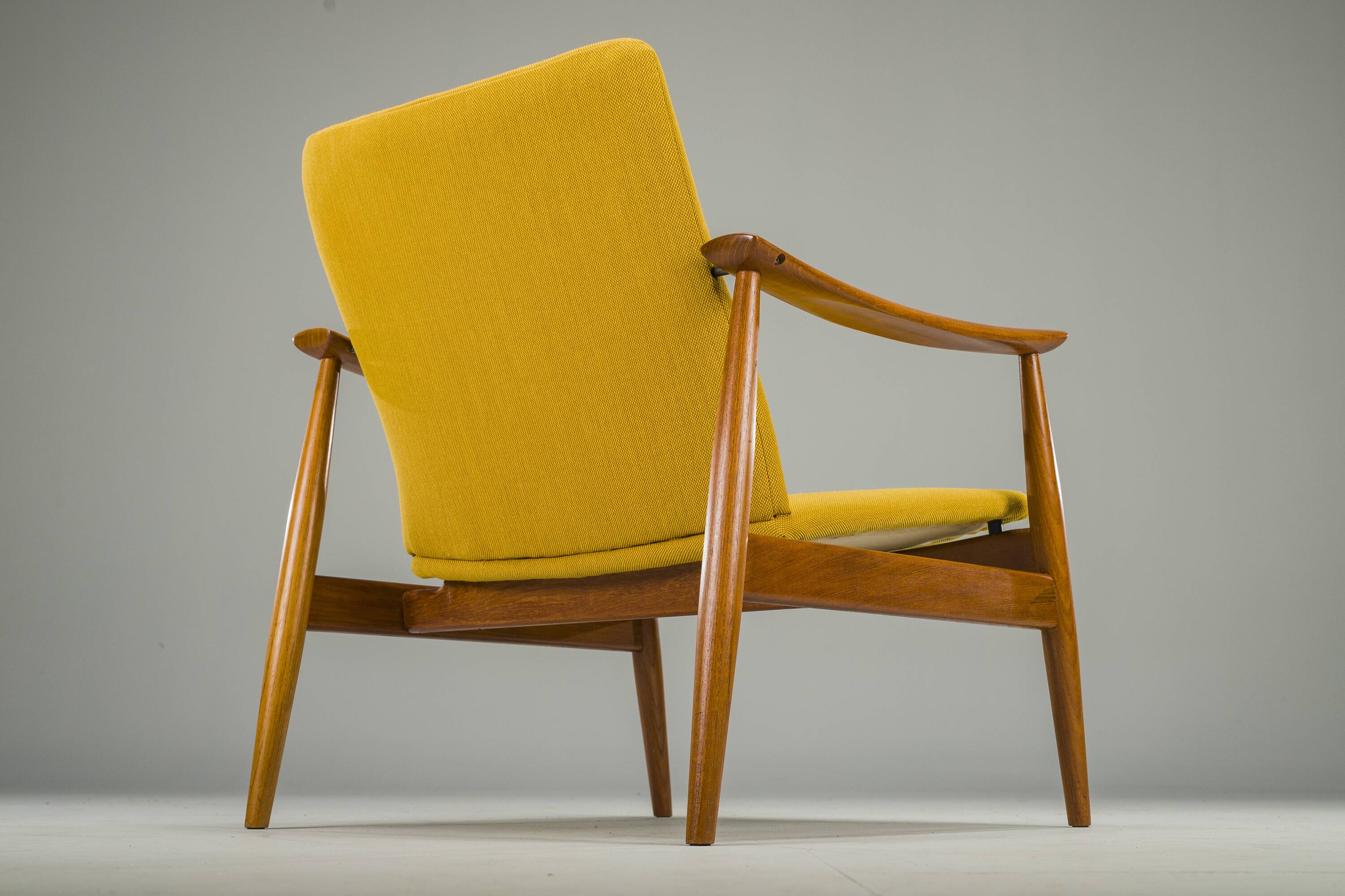 Mid-Century Danish Easy Chairs Model 138 by Finn Juhl for France & Søn, 19