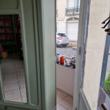 Armoire parisienne vert de gris