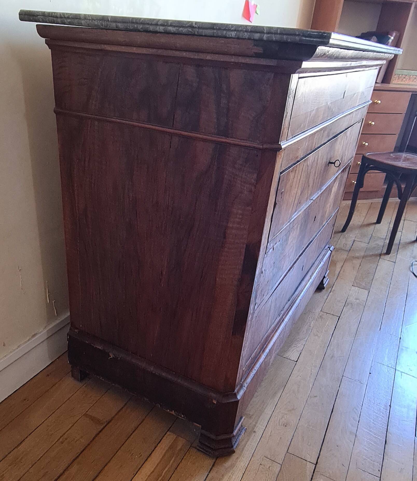 Louis Philippe walnut commode from the 19th century + grey Saint-Anne marble