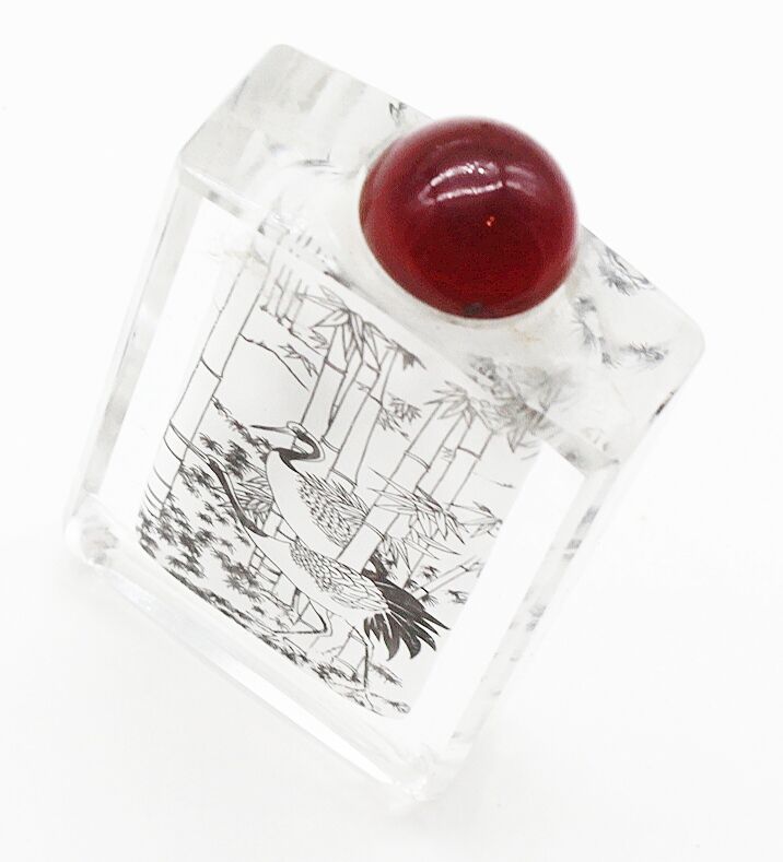 Chinese crane bottle