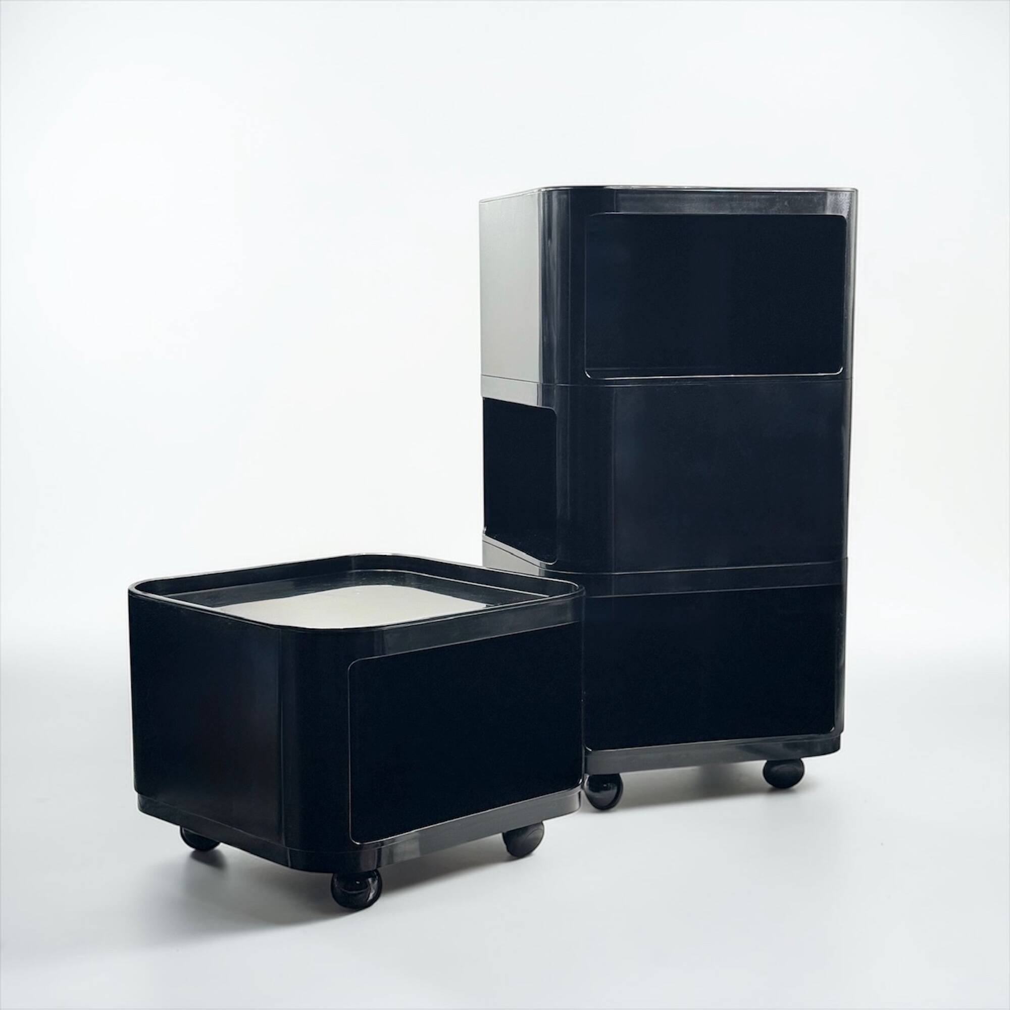 Modules de rangement Kartell design Anna Castelli Ferrieri Italie années 60
