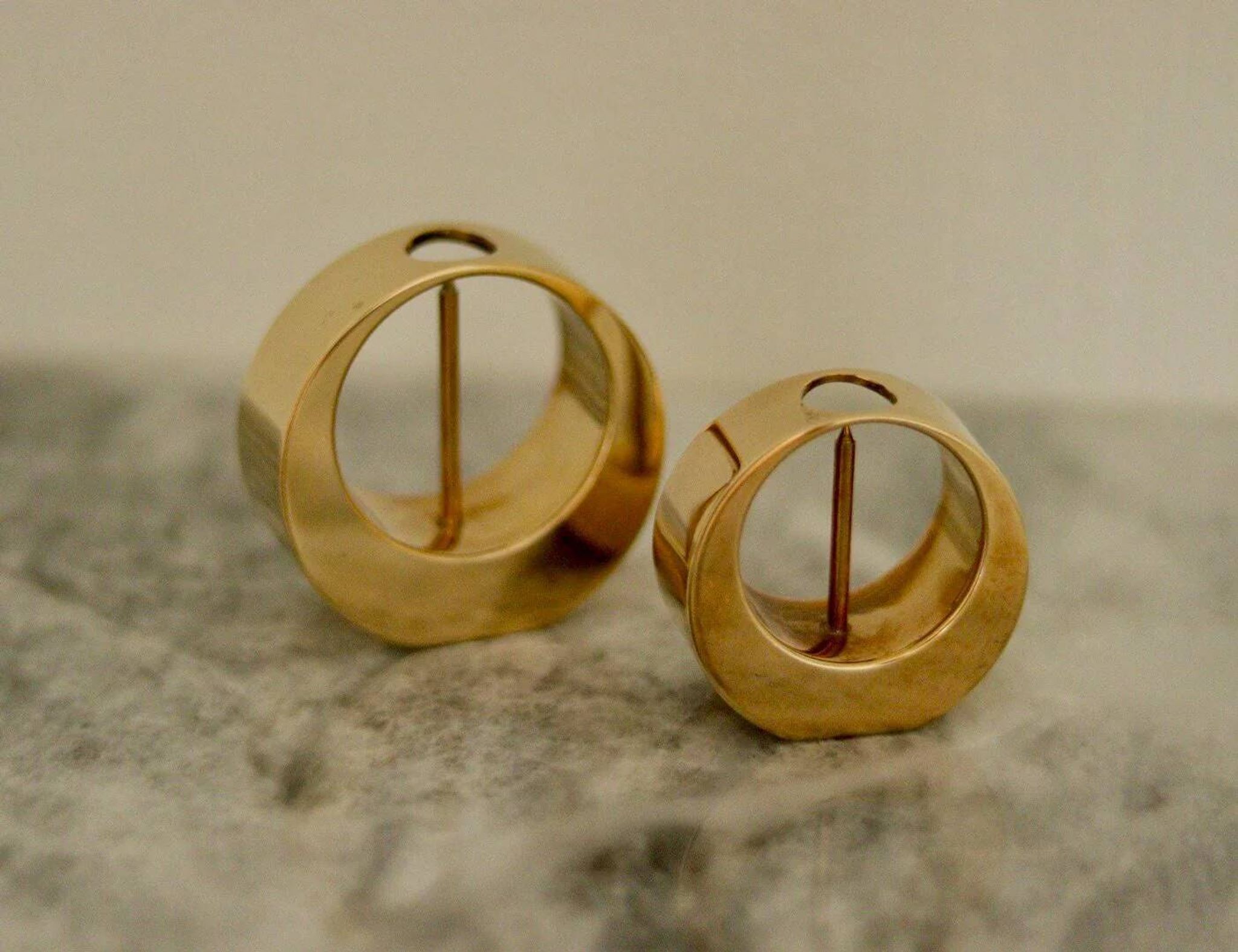 Pair of mid-century Swedish brass candle holders by Arthur Pe, Kolbäck