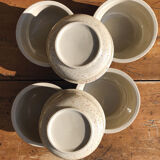 Lot. 6 ceramic cups / ramekins
