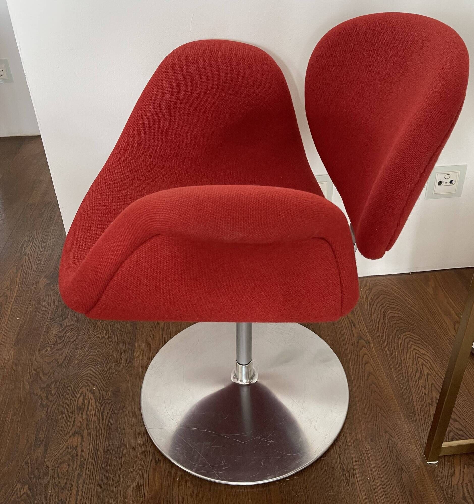 Little Tulip Swivel Armchair by Pierre Paulin for ARTIFORT